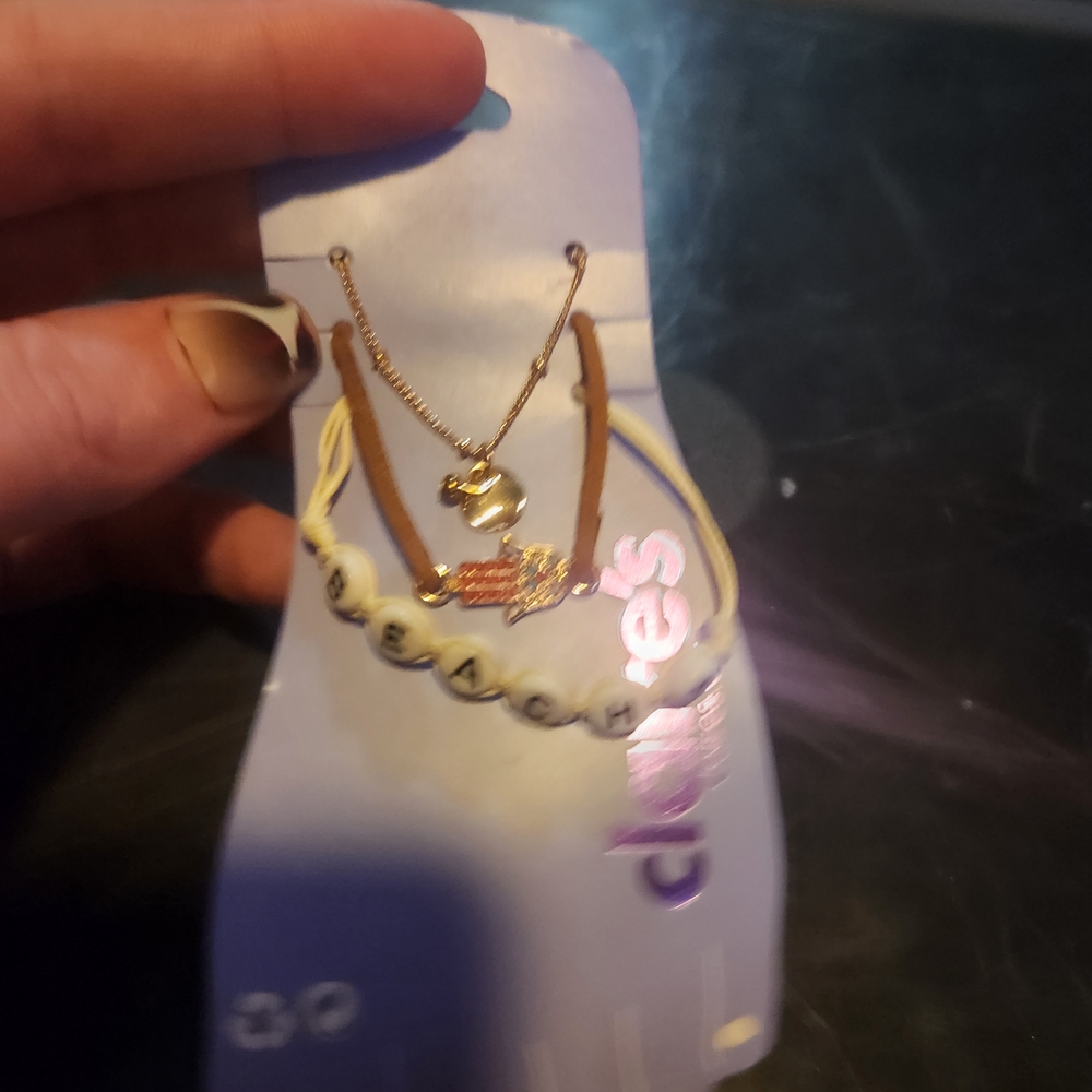 Claire's Gold Anklet Set